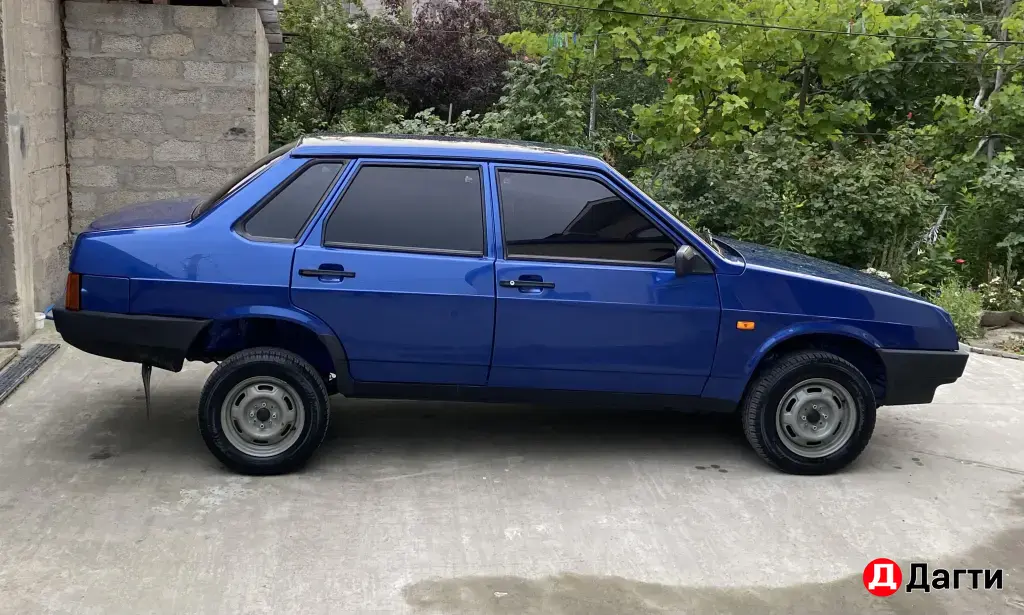 LADA (ВАЗ) 21099, 2003 года