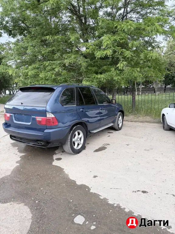 BMW X5, 2000 года