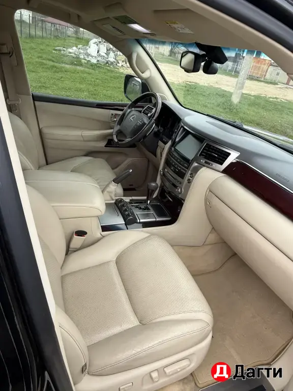 Lexus LX, 2014 года