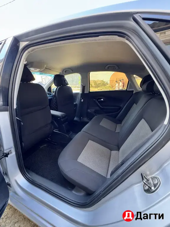Volkswagen Polo, 2011 года
