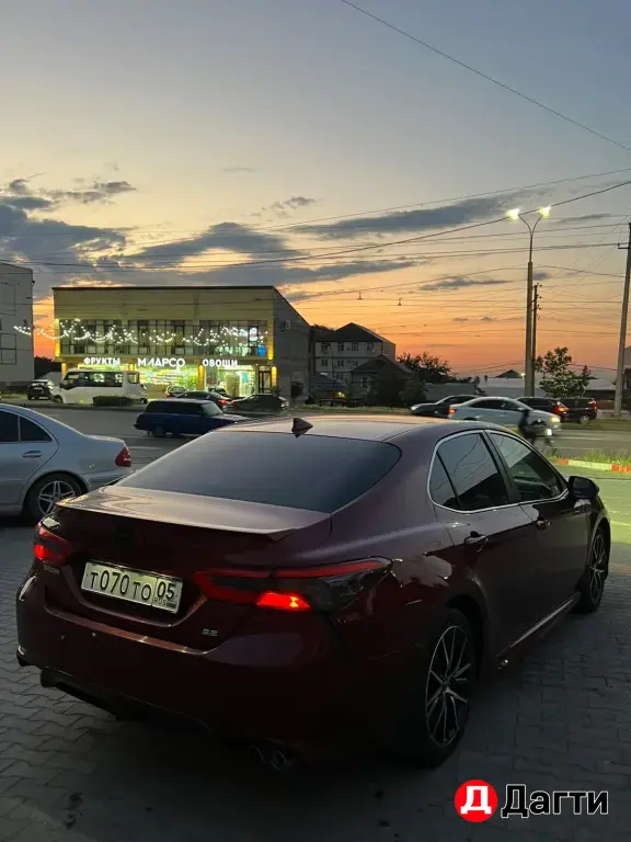 Toyota Camry, 2017 года