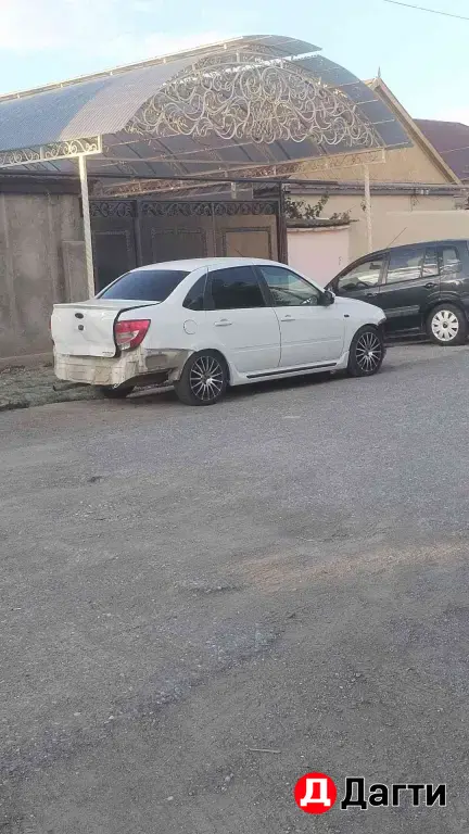LADA (ВАЗ) Granta, 2017 года