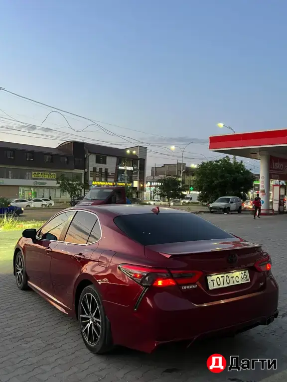 Toyota Camry, 2017 года