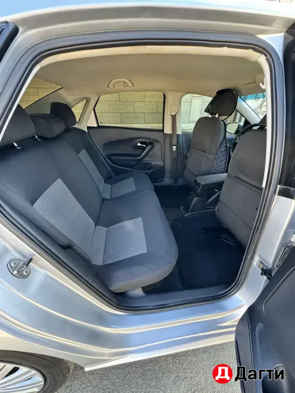 Volkswagen Polo, 2011 года