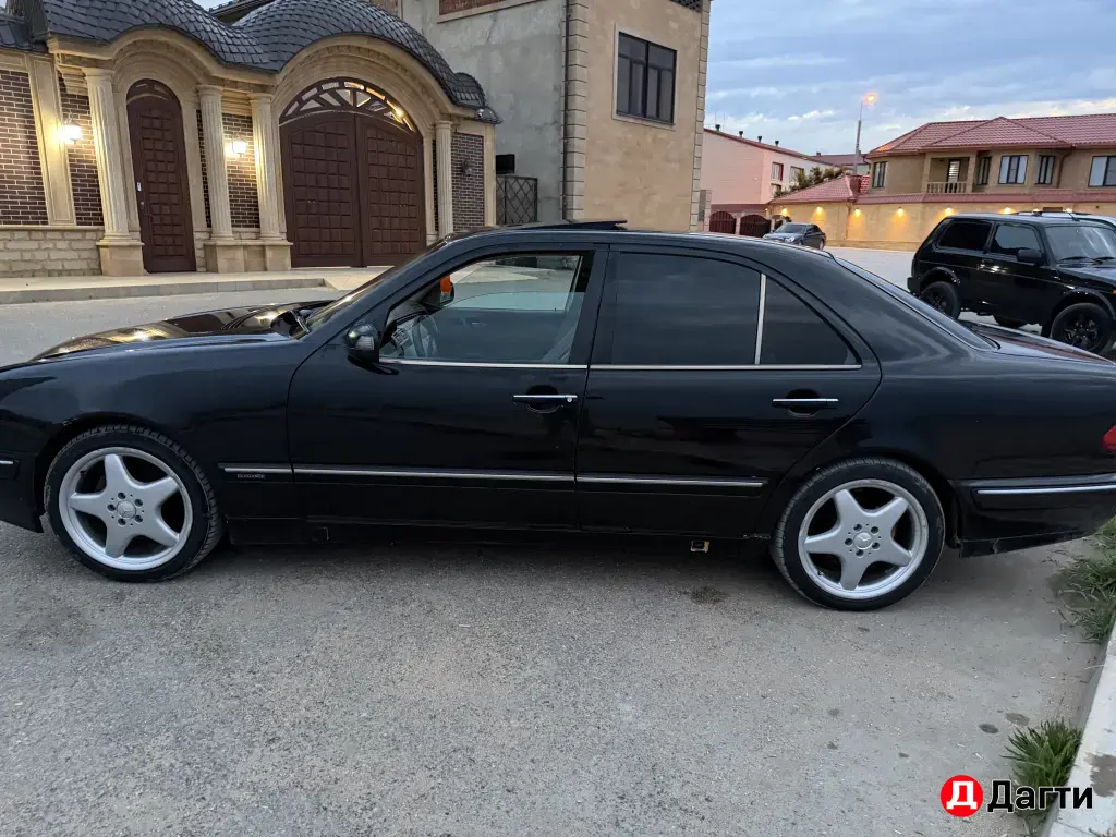 Mercedes-Benz E-Класс, 2001 года