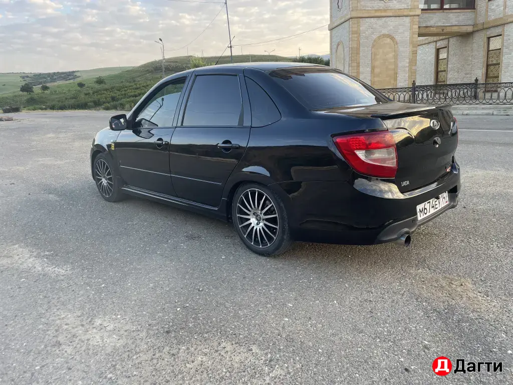 LADA (ВАЗ) Granta, 2013 года