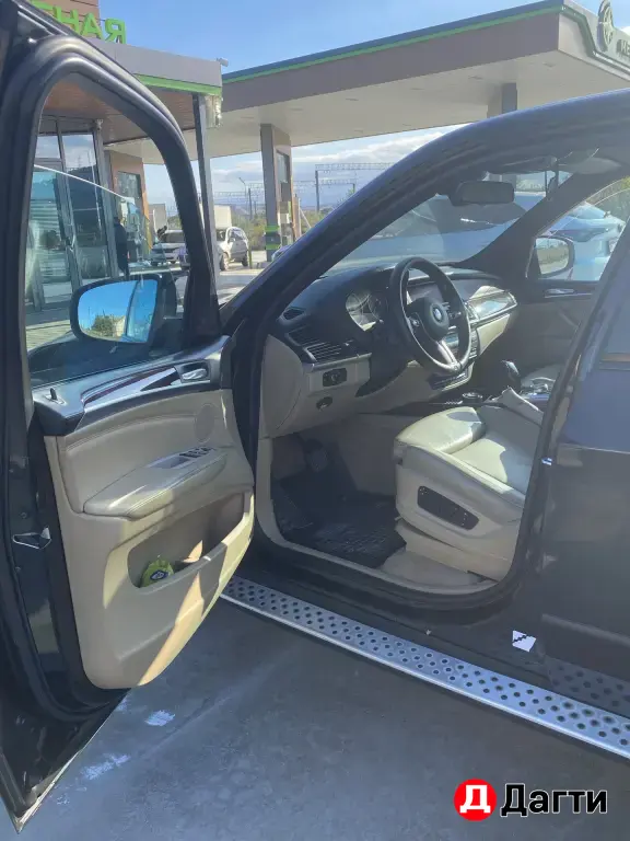 BMW X5, 2008 года