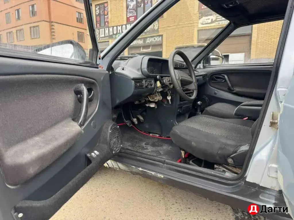 LADA (ВАЗ) 21099, 2001 года