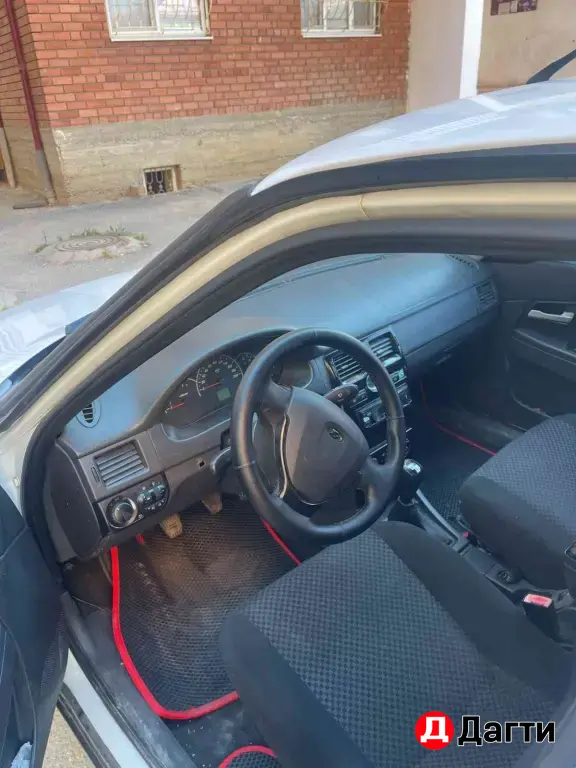 LADA (ВАЗ) Priora, 2012 года