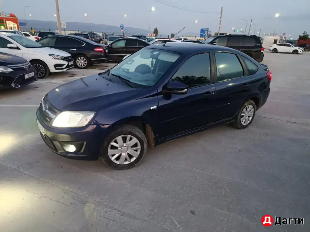 LADA (ВАЗ) Granta, 2015 года