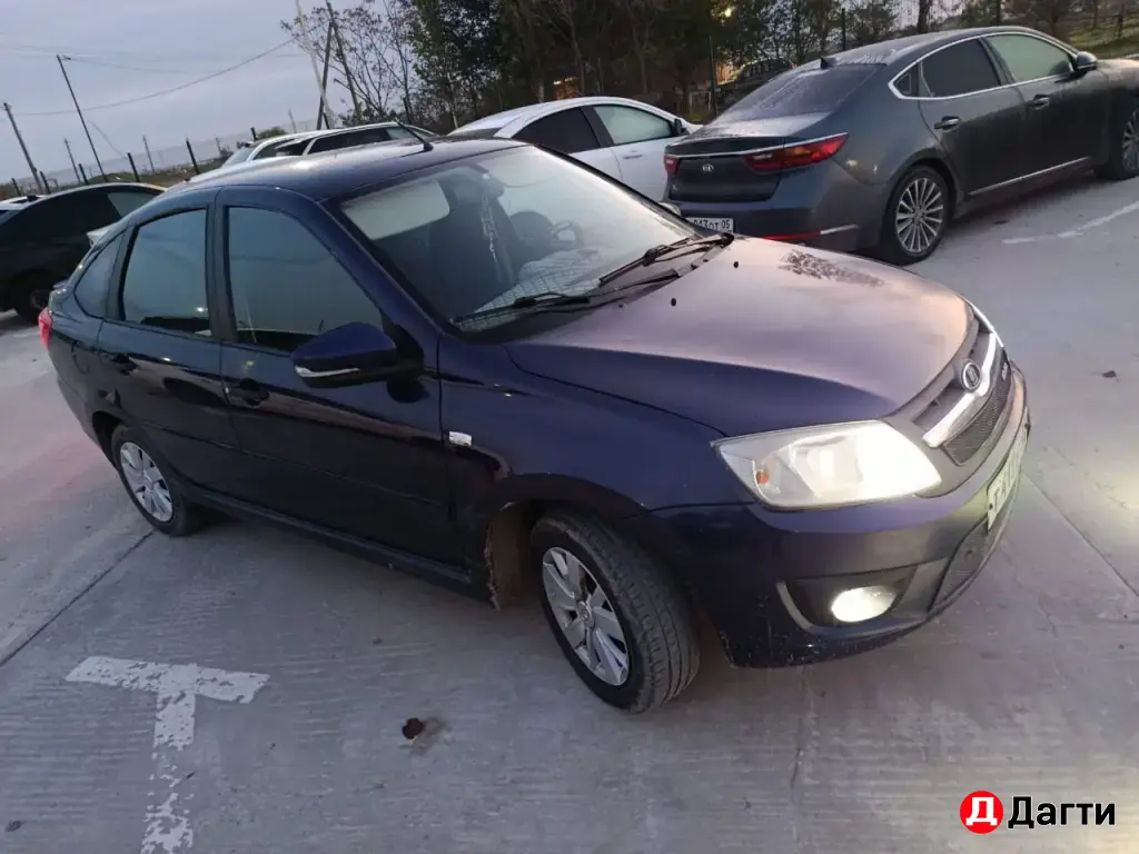 LADA (ВАЗ) Granta, 2015 года