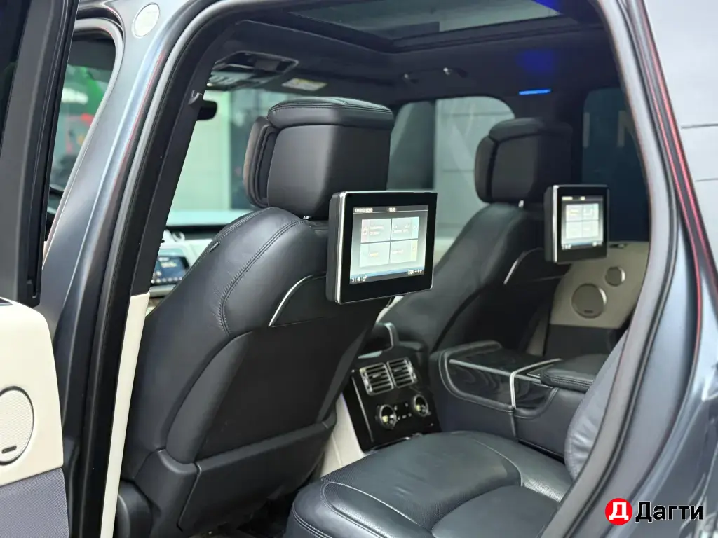 Land Rover Range Rover, 2020 года