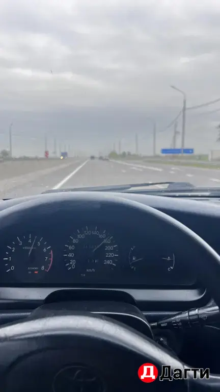 Toyota Carina E, 1993 года