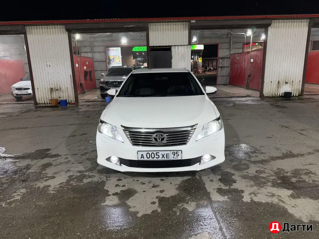 Toyota Camry, 2014 года