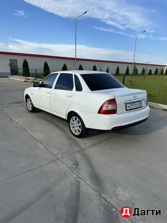 LADA (ВАЗ) Priora, 2011 года