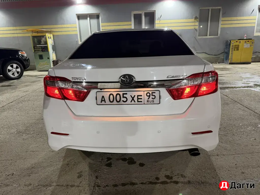 Toyota Camry, 2014 года