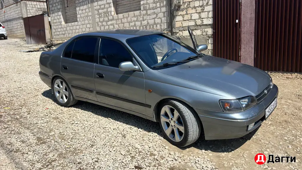 Toyota Carina E, 1993 года