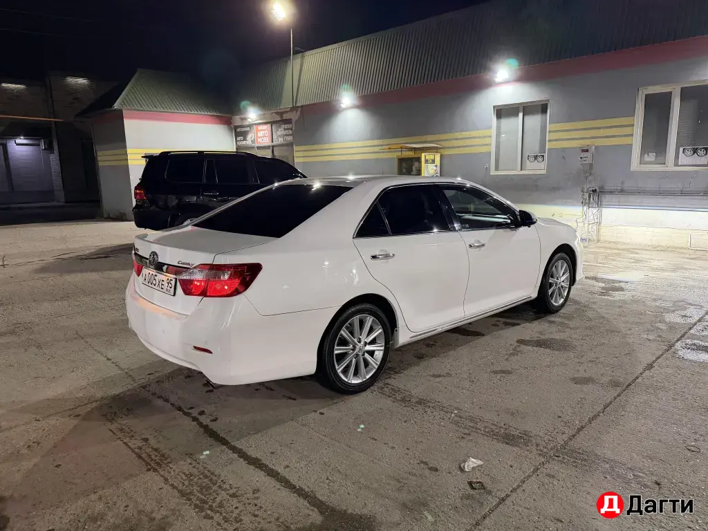 Toyota Camry, 2014 года