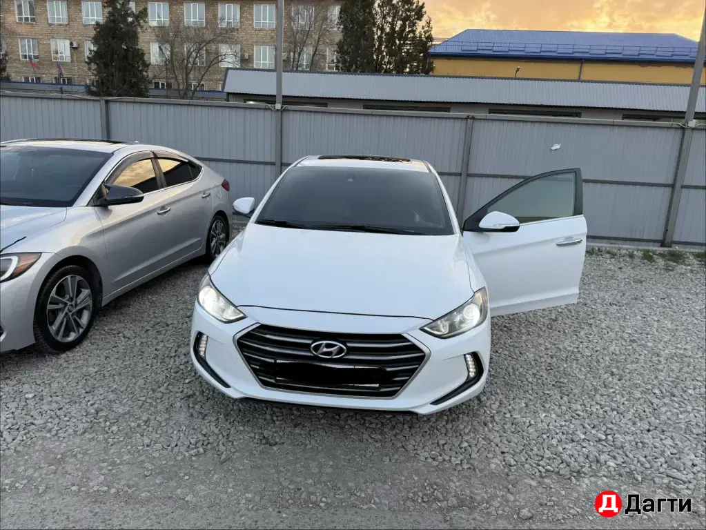 Hyundai Elantra, 2017 года