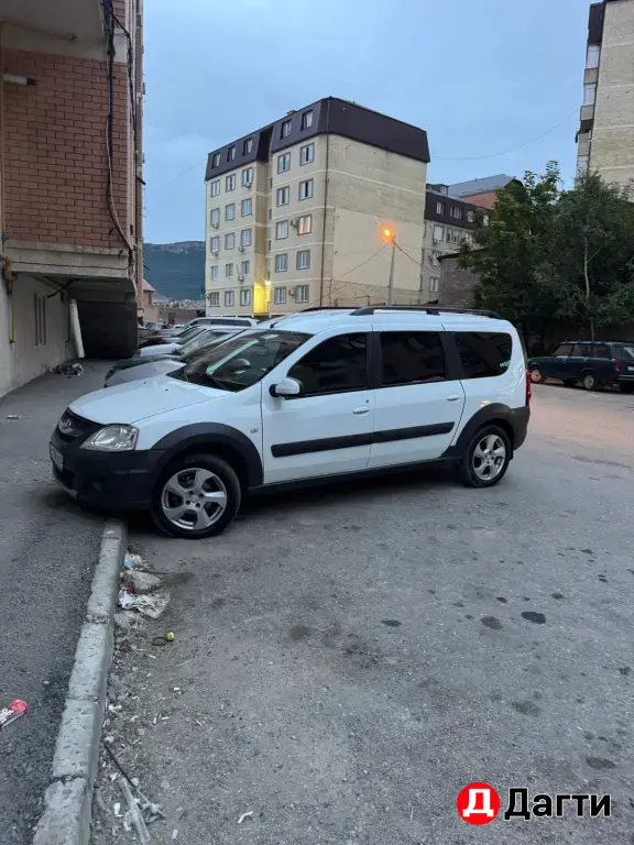 LADA (ВАЗ) Largus Cross, 2017 года