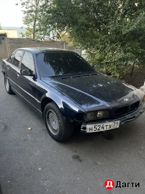 BMW 7 серии, 1996 года
