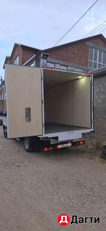 Mercedes-Benz Sprinter, 2010 года