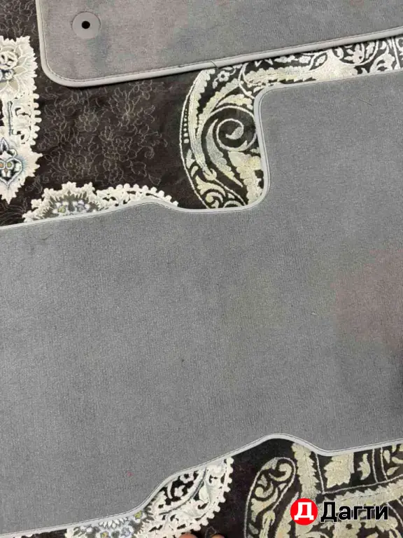 Коврики на Land Cruiser 200