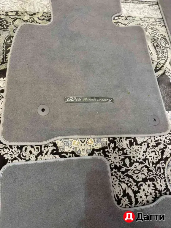 Коврики на Land Cruiser 200