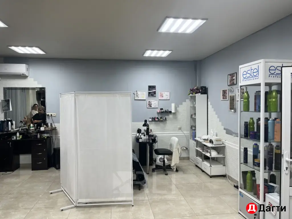 Продается коммерческое помещение площадью 50 м2 по улице Гапцахский тупик 2