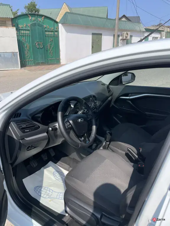 LADA (ВАЗ) Vesta, 2020 года