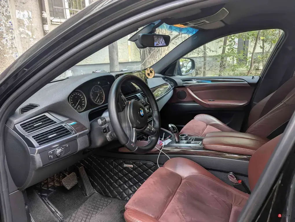 BMW X6, 2012 года