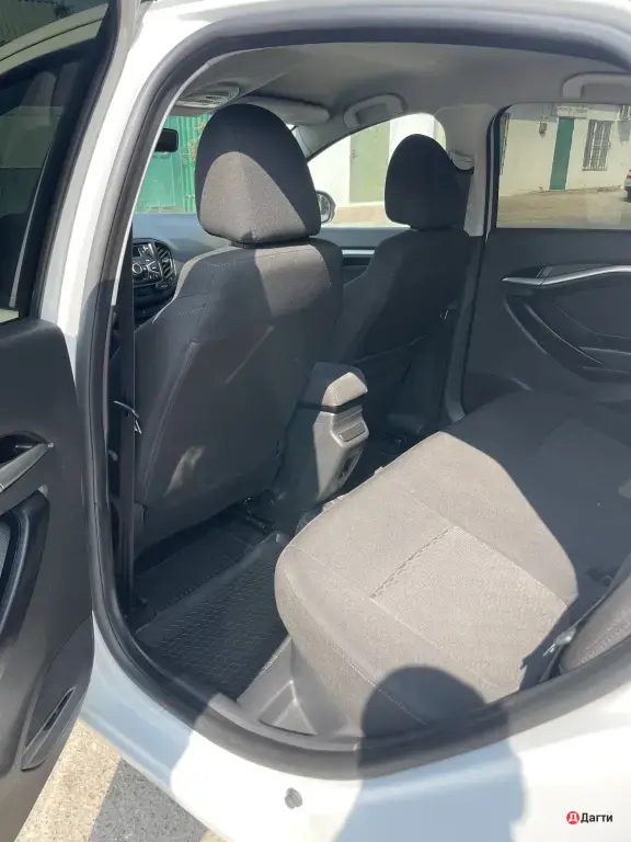 LADA (ВАЗ) Vesta, 2020 года