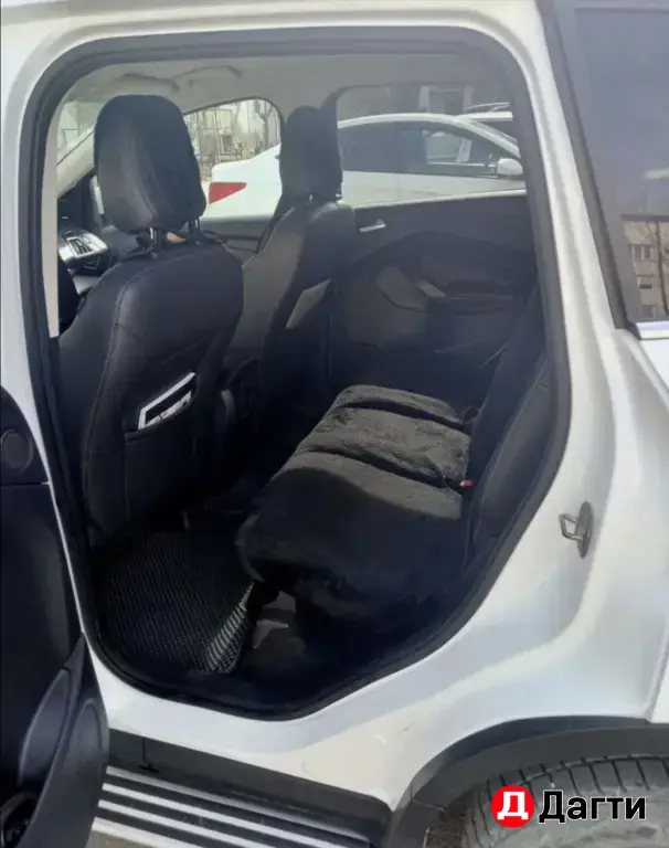 Ford Kuga, 2017 года